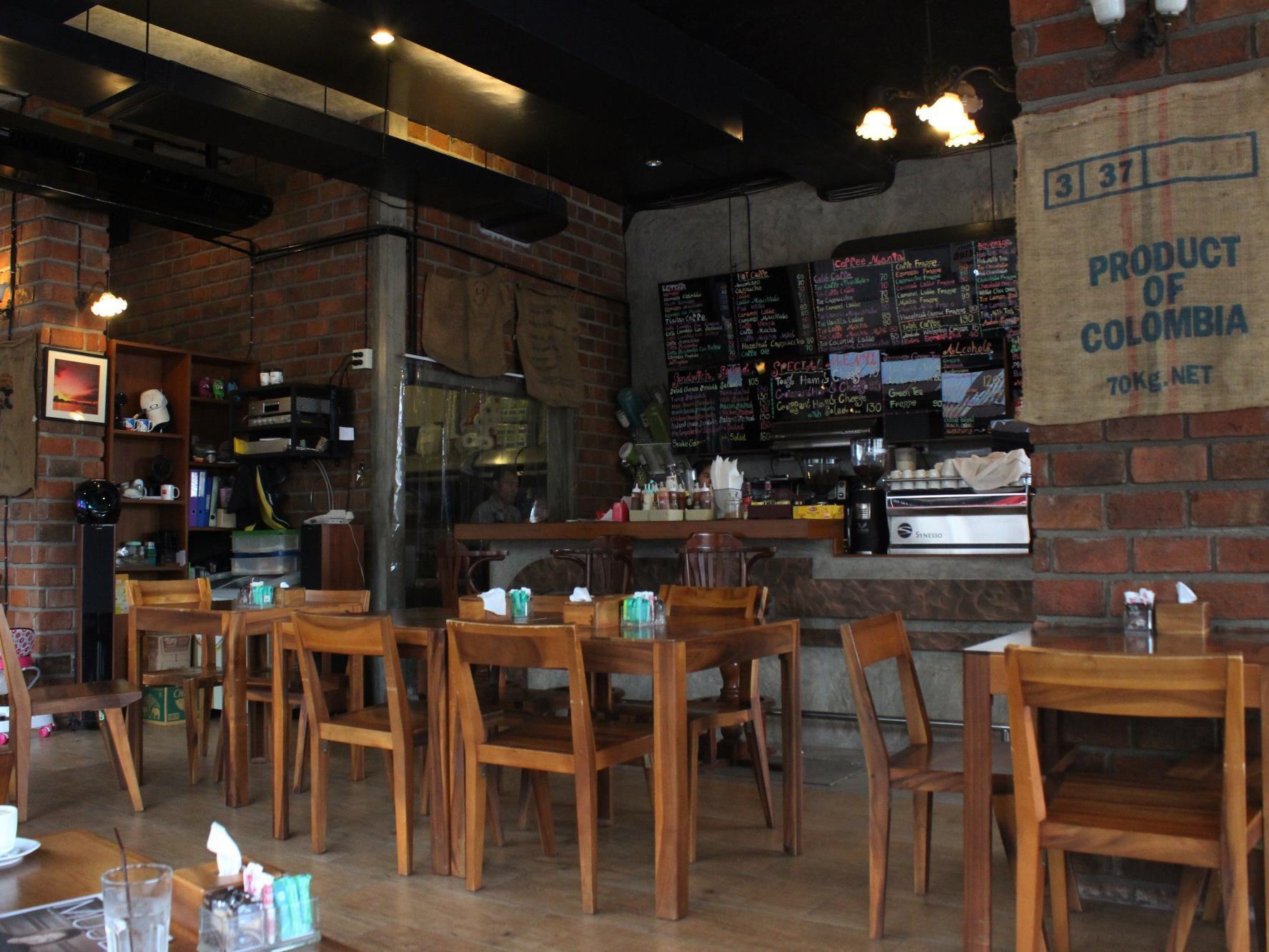 Coffee Mania House Hotel Phuket Eksteriør billede